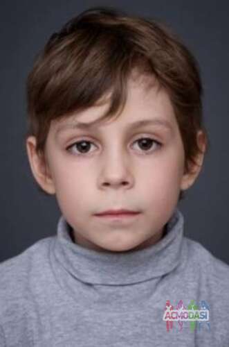 Мальчик на главную роль сына в социальной рекламе Greenpeace.