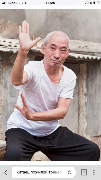 мужчина азиатской внешности 60-65 лет (по сценарию на половину китаец)