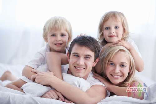 Для съемки социального новогоднего ролика ищем реальные молодые семьи (до 30-ти лет) с детьми: мама, папа, ребенок 2-6 лет.