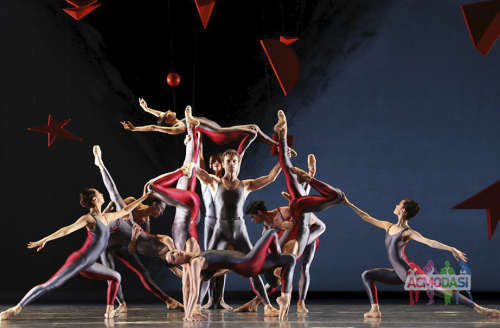 Танцоры, воздушные акробаты для танцевально - театральных постановок